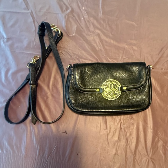 Tory Burch Amanda Black Leather Crossbody Bag with Gold Logo MSRP $295 - Picture 10 of 10